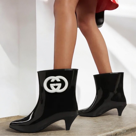 Gucci Interlocking Logo Rain Boots - Picture 7 of 7